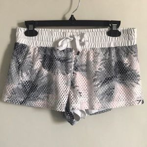 FABLETICS shorts